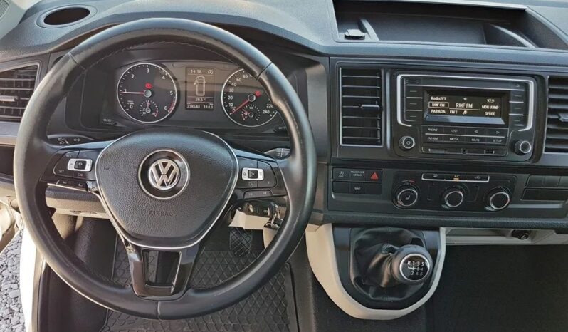 VOLKSWAGEN Transporter | FWD (przód) | Manualna | 150 KM | Srebrny full
