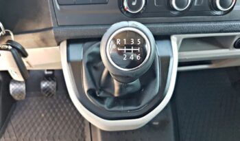 VOLKSWAGEN Transporter | FWD (przód) | Manualna | 150 KM | Srebrny full