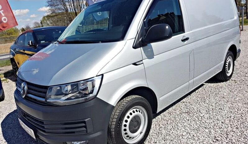 VOLKSWAGEN Transporter | FWD (przód) | Manualna | 150 KM | Srebrny full
