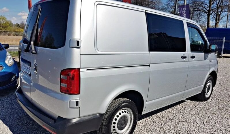 VOLKSWAGEN Transporter | FWD (przód) | Manualna | 150 KM | Srebrny full