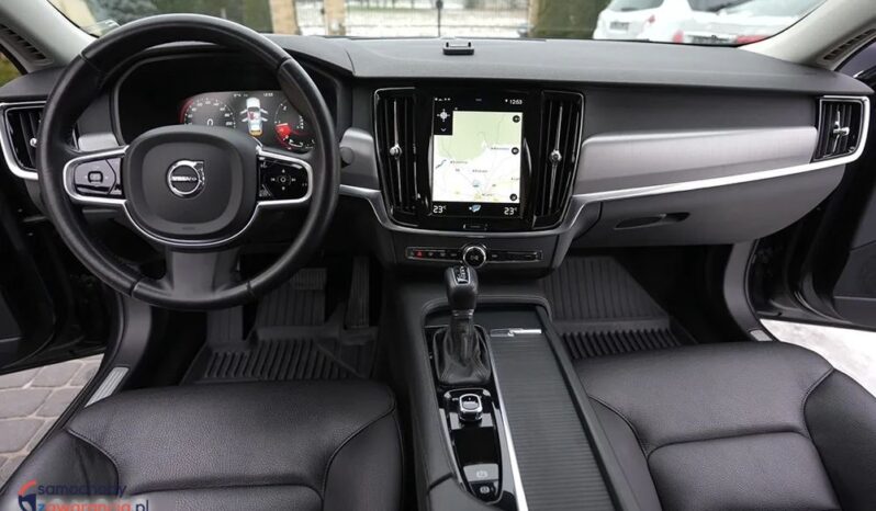 VOLVO S90  | FWD (przód) | Automatyczna | 150 KM | Szary full
