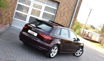 AUDI A3  | FWD (przód) | Automatyczna | 122 KM | Bordowy full