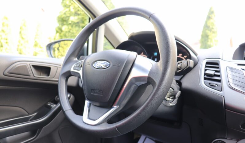 FORD Fiesta  | 2015 | 59 KM | 1242cm3 | Biały full