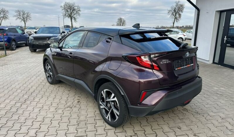 TOYOTA C-HR | FWD (przód) | Automatyczna | 98 KM | Bordowy full
