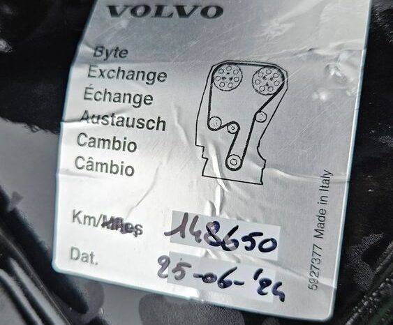 VOLVO XC 40 | FWD (przód) | Manualna | 149 KM | Czarny full
