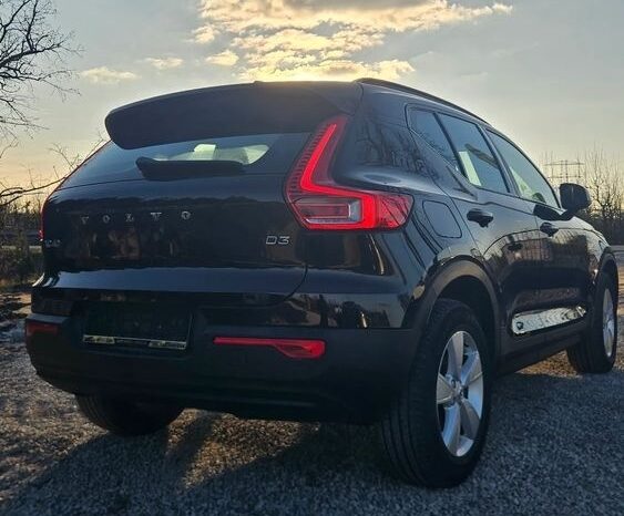 VOLVO XC 40 | FWD (przód) | Manualna | 149 KM | Czarny full
