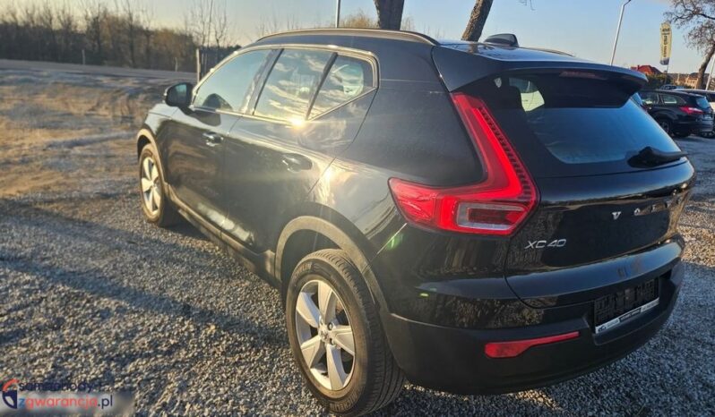 VOLVO XC 40 | FWD (przód) | Manualna | 149 KM | Czarny full