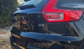 VOLVO XC 40 | FWD (przód) | Manualna | 149 KM | Czarny full