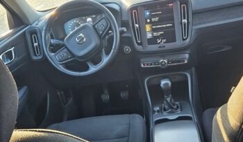 VOLVO XC 40 | FWD (przód) | Manualna | 149 KM | Czarny full
