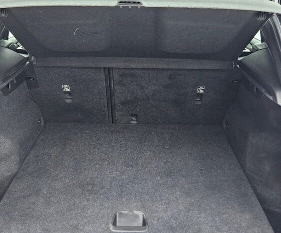 VOLVO XC 40 | FWD (przód) | Manualna | 149 KM | Czarny full
