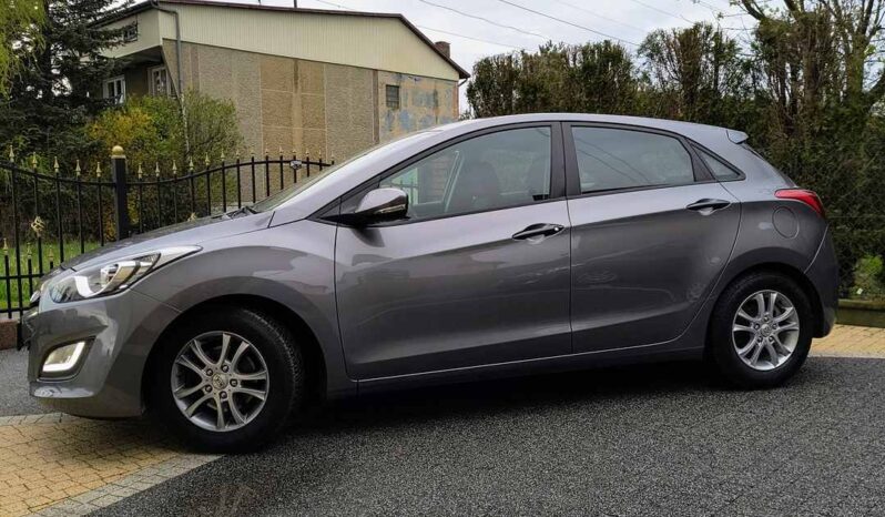 HYUNDAI I30  | FWD (przód) | Manualna | 99 KM | Szary full