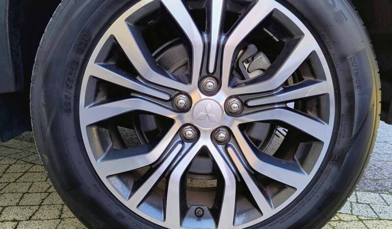 MITSUBISHI ASX  | FWD (przód) | Manualna | 117 KM | Czarny full