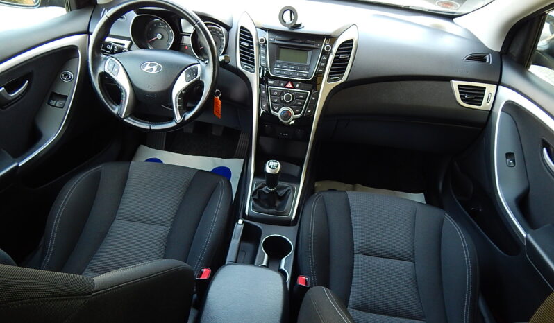 HYUNDAI I30  | FWD (przód) | Manualna | 99 KM | Czarny full