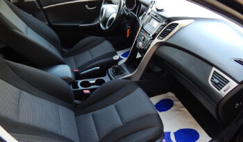 HYUNDAI I30  | FWD (przód) | Manualna | 99 KM | Czarny full