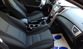 HYUNDAI I30  | FWD (przód) | Manualna | 99 KM | Czarny full