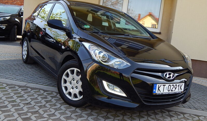 HYUNDAI I30  | FWD (przód) | Manualna | 99 KM | Czarny full