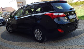 HYUNDAI I30  | FWD (przód) | Manualna | 99 KM | Czarny full