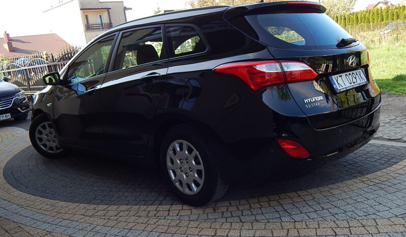 HYUNDAI I30  | FWD (przód) | Manualna | 99 KM | Czarny full