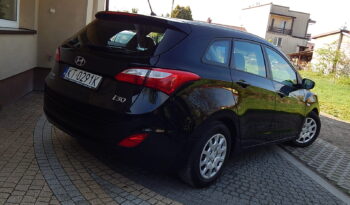 HYUNDAI I30  | FWD (przód) | Manualna | 99 KM | Czarny full