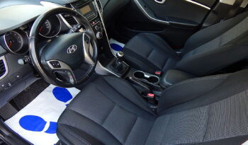 HYUNDAI I30  | FWD (przód) | Manualna | 99 KM | Czarny full