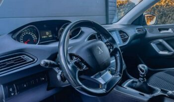 PEUGEOT 308  | FWD (przód) | Manualna | 102 KM | Biały full
