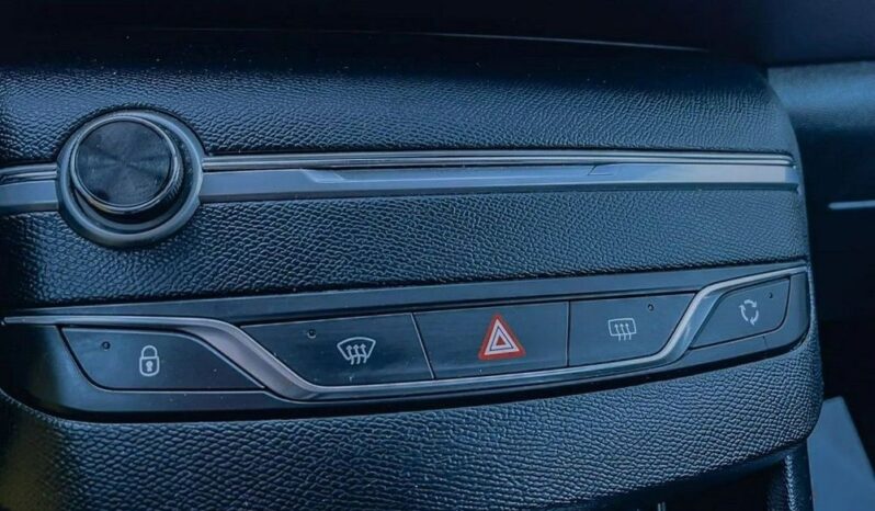 PEUGEOT 308  | FWD (przód) | Manualna | 102 KM | Biały full