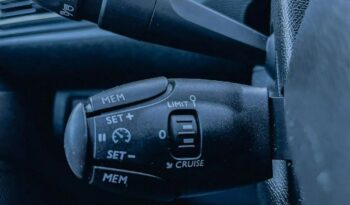 PEUGEOT 308  | FWD (przód) | Manualna | 102 KM | Biały full