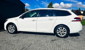 PEUGEOT 308  | FWD (przód) | Manualna | 110 KM | Biały full