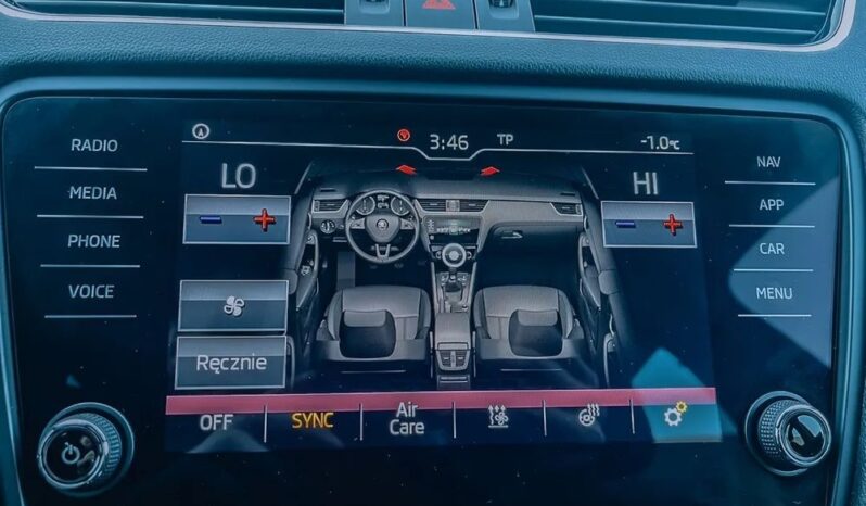 SKODA Octavia  | 4×4 (stały) | Automatyczna | 184 KM | Czarny full