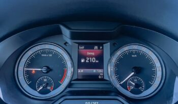 SKODA Octavia  | 4×4 (stały) | Automatyczna | 184 KM | Czarny full