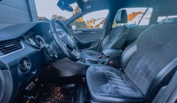 SKODA Octavia  | 4×4 (stały) | Automatyczna | 184 KM | Czarny full