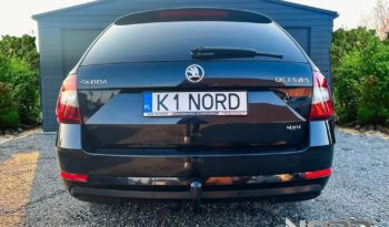 SKODA Octavia  | 4×4 (stały) | Automatyczna | 184 KM | Czarny full