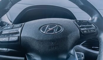 HYUNDAI I30  | FWD (przód) | Manualna | 110 KM | Srebrny full