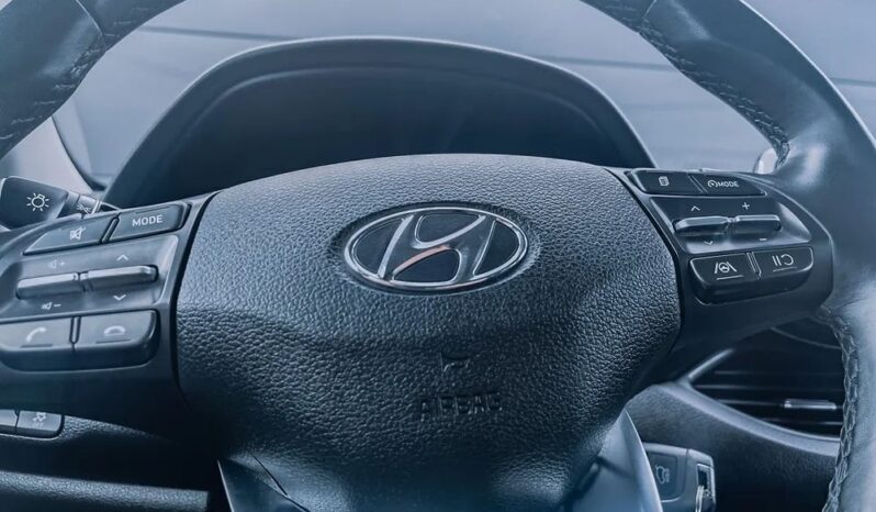 HYUNDAI I30  | FWD (przód) | Manualna | 110 KM | Srebrny full
