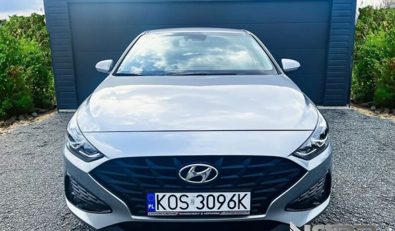 HYUNDAI I30  | FWD (przód) | Manualna | 110 KM | Srebrny full