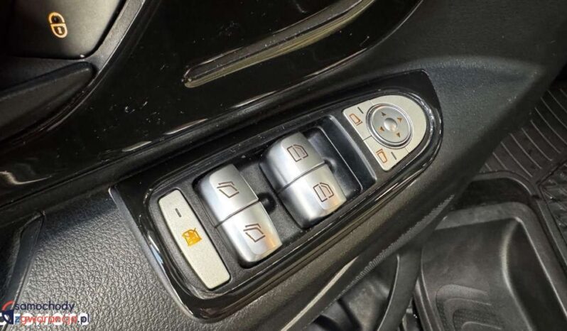 MERCEDES-BENZ Vito  | RWD (tył) | Automatyczna | 190 KM | Czarny full