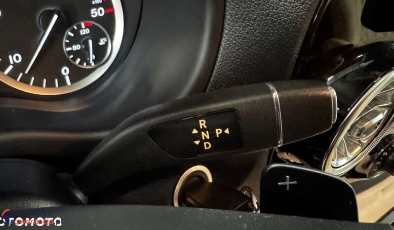 MERCEDES-BENZ Vito  | RWD (tył) | Automatyczna | 190 KM | Czarny full