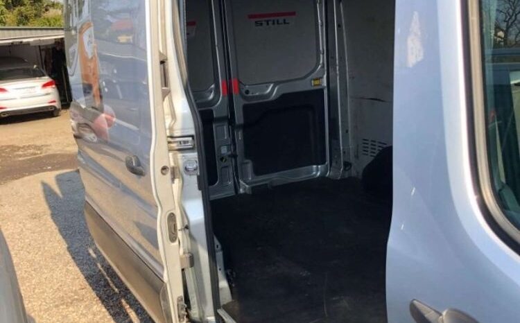 FORD Transit  | FWD (przód) | Manualna | 130 KM | Srebrny full