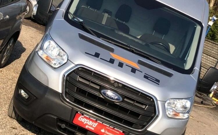FORD Transit  | FWD (przód) | Manualna | 130 KM | Srebrny full