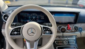 MERCEDES-BENZ Klasa E | 4×4 (stały) | Automatyczna | 195 KM | Szary full