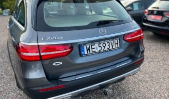 MERCEDES-BENZ Klasa E | 4×4 (stały) | Automatyczna | 195 KM | Szary full