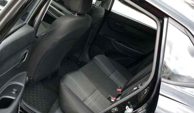 HYUNDAI i20  | FWD (przód) | Manualna | 84 KM | Czarny full