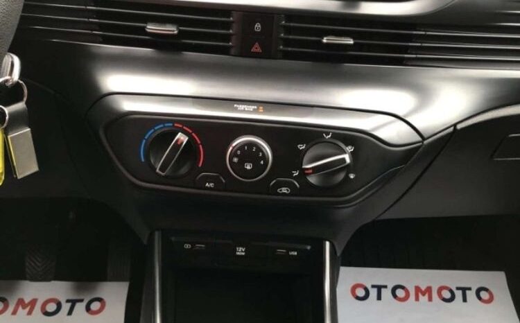 HYUNDAI i20  | FWD (przód) | Manualna | 84 KM | Czarny full
