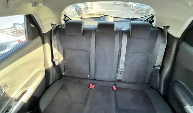 NISSAN Juke  | 4×4 (doł. automatycznie) | Automatyczna | 190 KM | Szary full