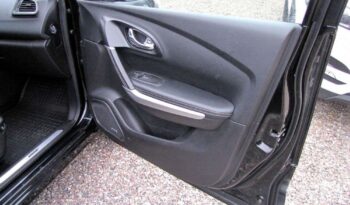 RENAULT Kadjar  | 4×4 (doł. automatycznie) | Manualna | 130 KM | Czarny full