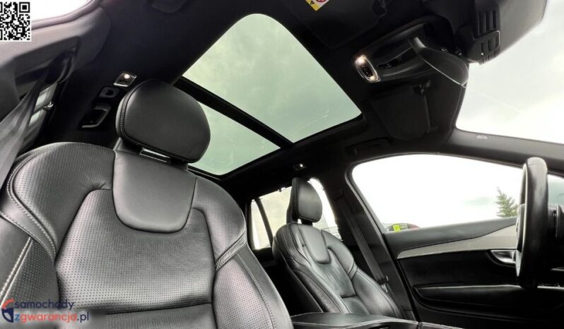 VOLVO XC 90 | 4×4 (doł. automatycznie) | Automatyczna | 235 KM | Niebieski full
