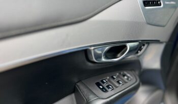 VOLVO XC 90 | 4×4 (doł. automatycznie) | Automatyczna | 235 KM | Niebieski full