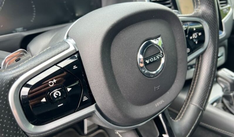 VOLVO XC 90 | 4×4 (doł. automatycznie) | Automatyczna | 235 KM | Niebieski full