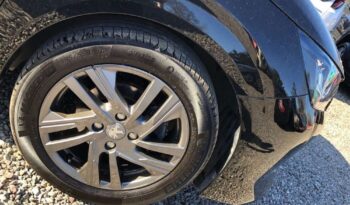PEUGEOT 208  | FWD (przód) | Manualna | 75 KM | Czarny full