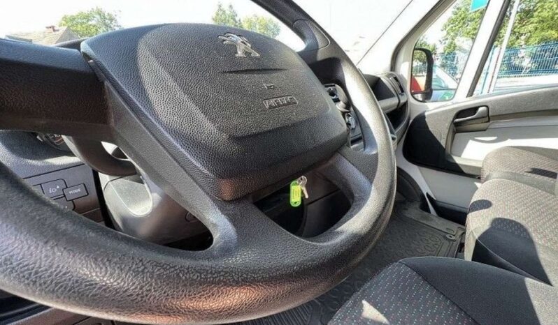 PEUGEOT Boxer  | FWD (przód) | Manualna | 131 KM | Biały full